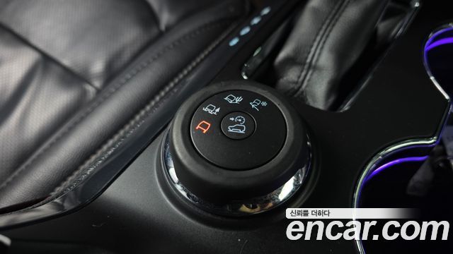 Ford Explorer 2016 — photo 18