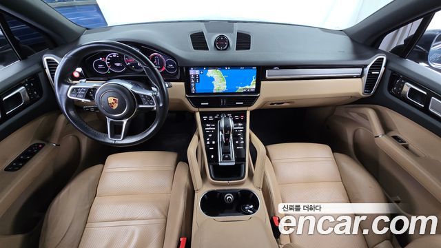 Porsche Cayenne 2019 — photo 7