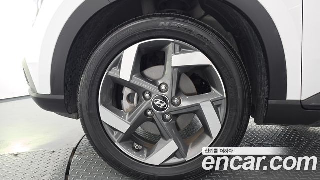 Hyundai Venue 2023 — photo 5