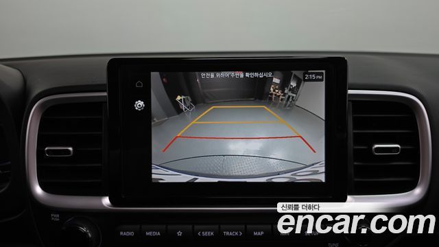 Hyundai Venue 2023 — photo 20