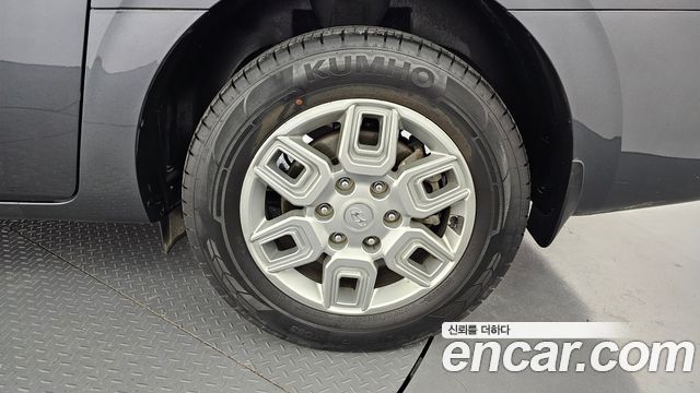 Hyundai Staria 2022 — photo 7