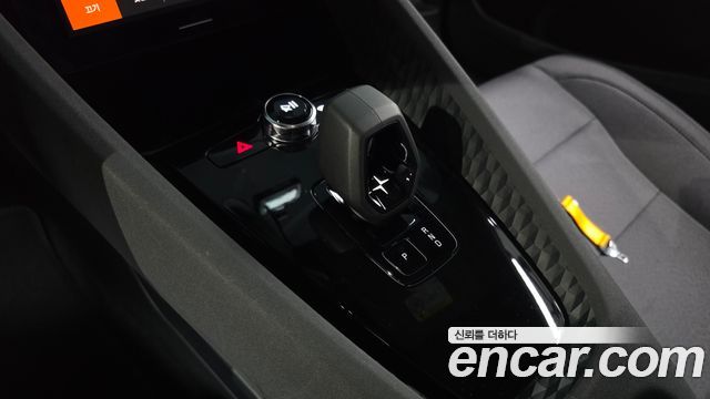 Polestar Polestar 2 2023 — photo 12