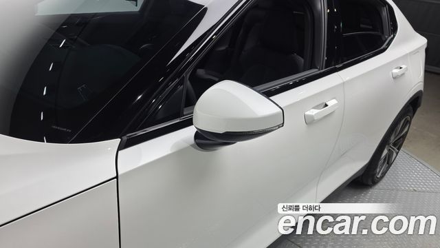 Polestar Polestar 2 2023 — photo 33