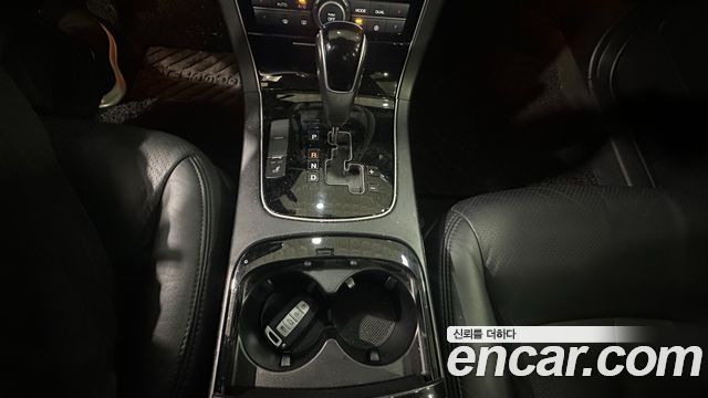 Kia OPIRUS 2011 — photo 14