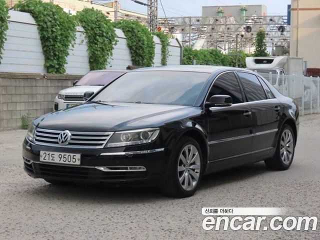Volkswagen Phaeton 2013 — photo 2