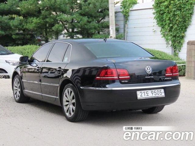 Volkswagen Phaeton 2013 — photo 3
