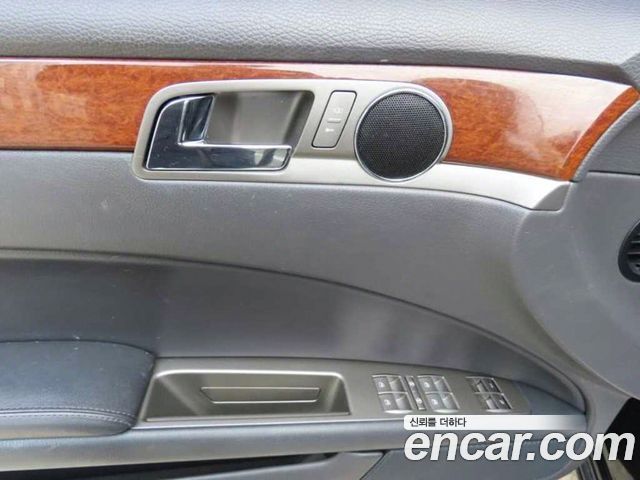 Volkswagen Phaeton 2013 — photo 6