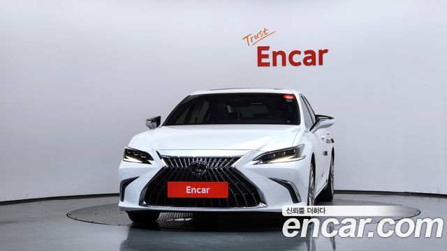 Lexus ES 2023 — photo 3