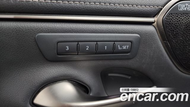 Lexus ES 2023 — photo 27