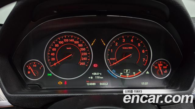 BMW 4-Series 2018 — photo 11