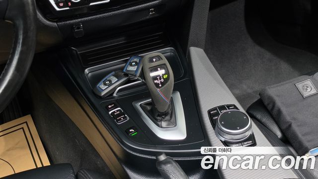 BMW 4-Series 2018 — photo 12