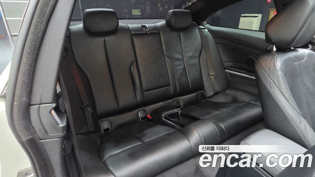 BMW 4-Series 2018 — photo 17