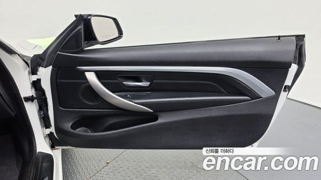 BMW 4-Series 2018 — photo 15