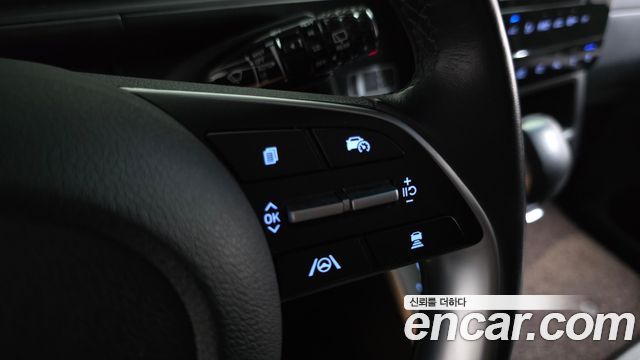 Hyundai Staria 2025 — photo 21