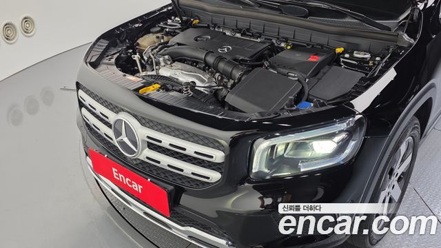 Mercedes-Benz GLB-Class 2020 — photo 6
