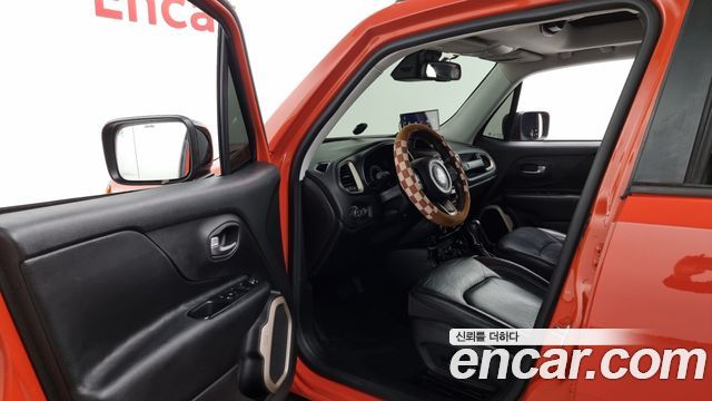 Jeep Renegade 2015 — photo 10