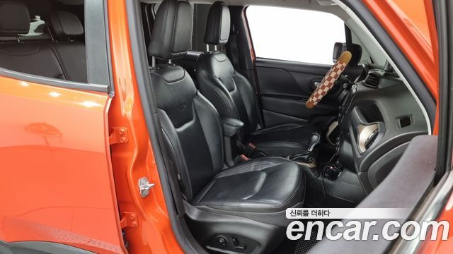 Jeep Renegade 2015 — photo 11