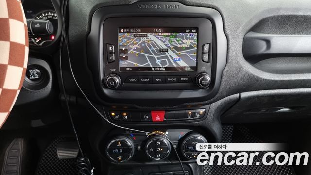 Jeep Renegade 2015 — photo 14