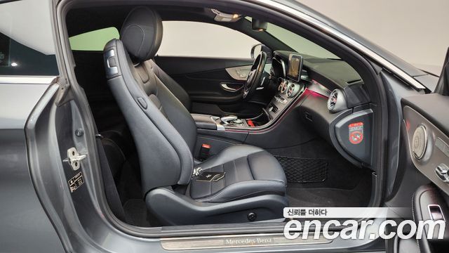 Mercedes-Benz C-Class 2016 — photo 11