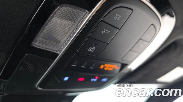 Hyundai Santafe 2021 — photo 32
