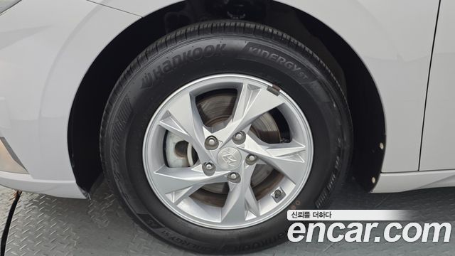 Hyundai AVANTE 2021 — photo 5