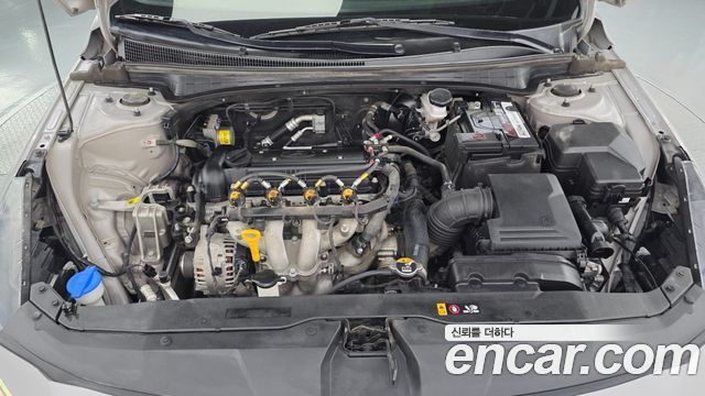 Hyundai AVANTE 2021 — photo 6