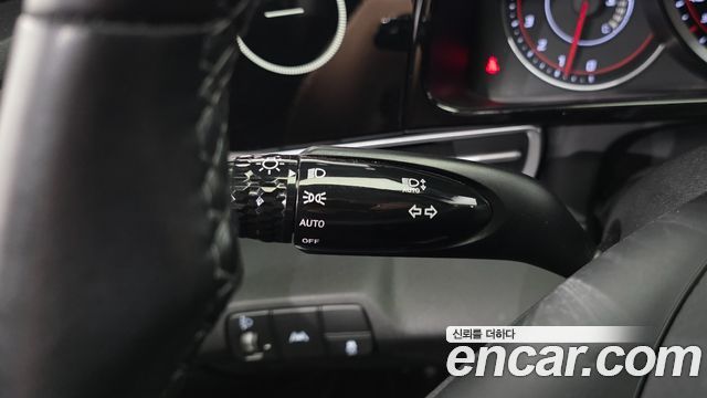 Hyundai AVANTE 2021 — photo 22