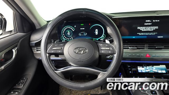 Hyundai Grandeur 2022 — photo 20