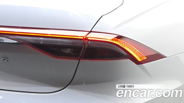 Hyundai Grandeur 2022 — photo 9
