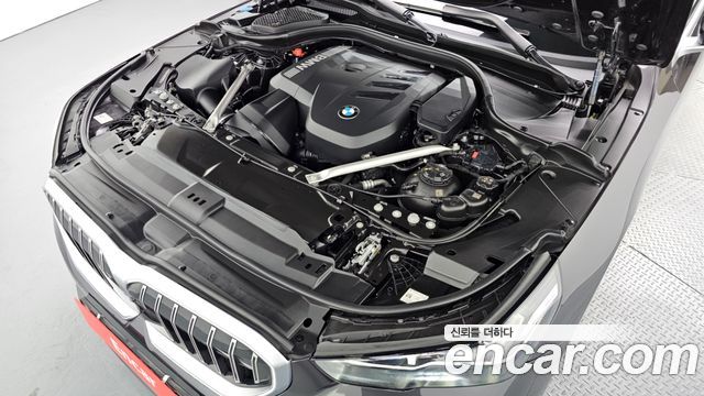 BMW 5-Series 2024 — photo 6