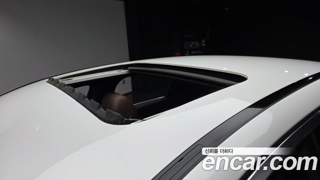 Mercedes-Benz E-Class 2021 — photo 27