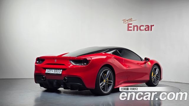 Ferrari 488 2018 — photo 2
