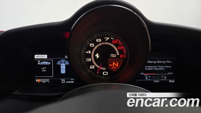 Ferrari 488 2018 — photo 11