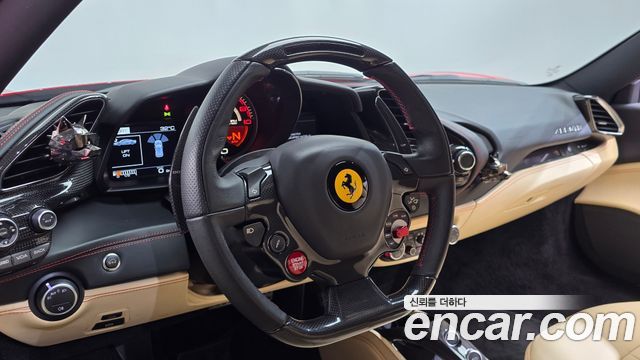 Ferrari 488 2018 — photo 18