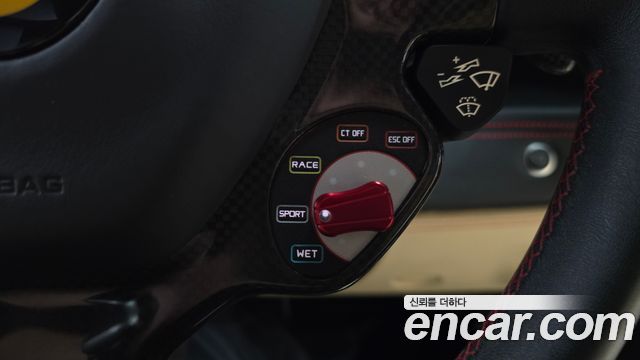 Ferrari 488 2018 — photo 33