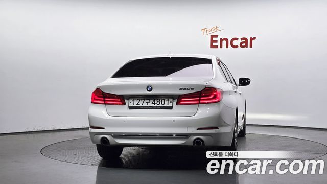 BMW 5-Series 2020 — photo 4