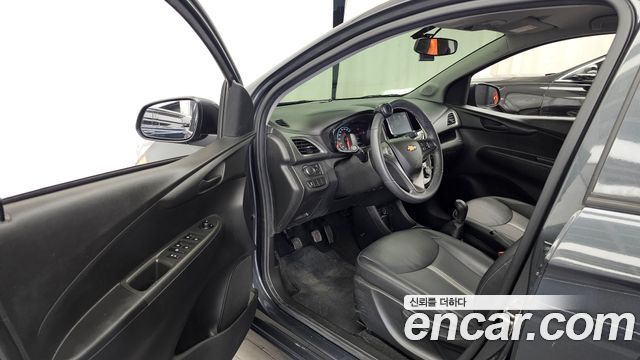 Chevrolet Korea Spark 2022 — photo 10
