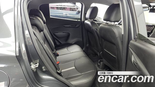 Chevrolet Korea Spark 2022 — photo 12