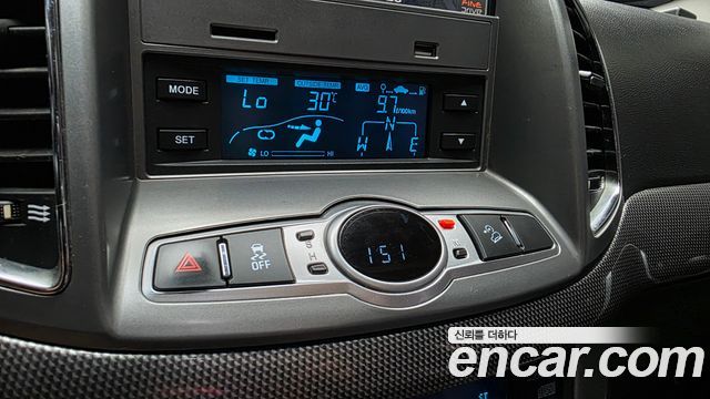 Chevrolet Korea Captiva 2012 — photo 27