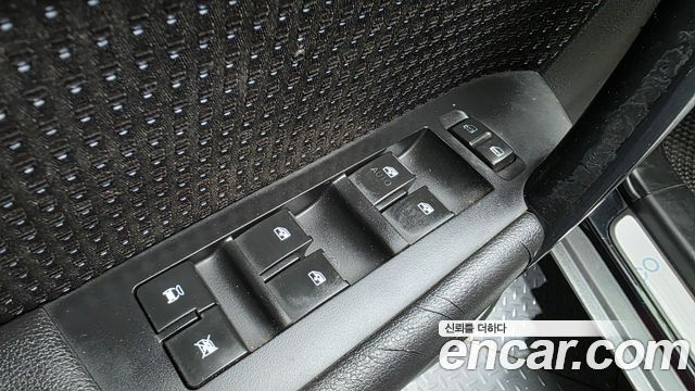 Chevrolet Korea Captiva 2012 — photo 33