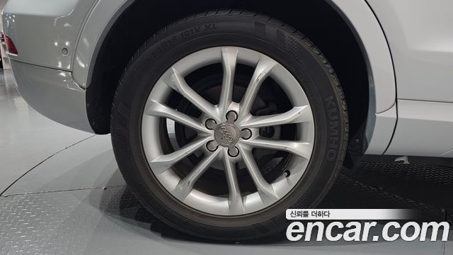 Audi Q3 2013 — photo 7