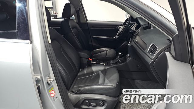Audi Q3 2013 — photo 16