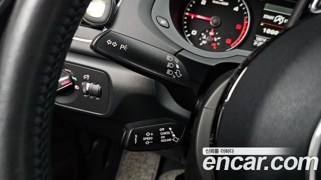 Audi Q3 2013 — photo 28