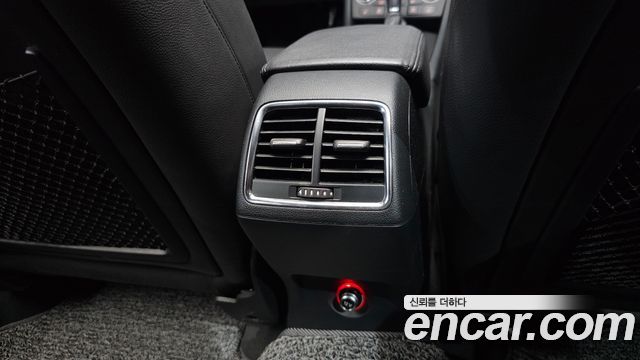 Audi Q3 2013 — photo 30