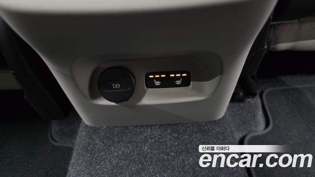 Volvo XC40 2024 — photo 18