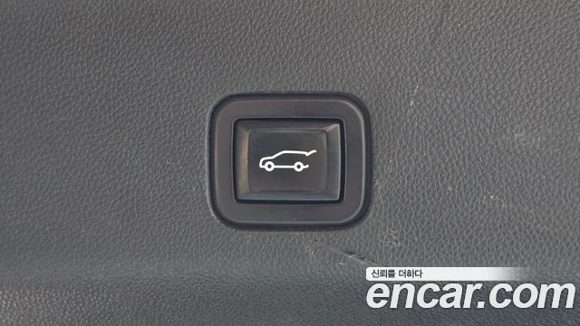 Chevrolet Korea Tahoe 2022 — photo 24