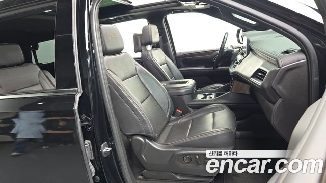 Chevrolet Korea Tahoe 2022 — photo 16