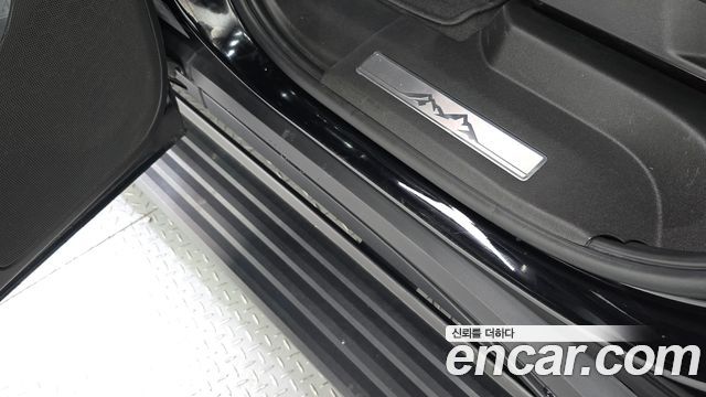 Chevrolet Korea Tahoe 2022 — photo 30