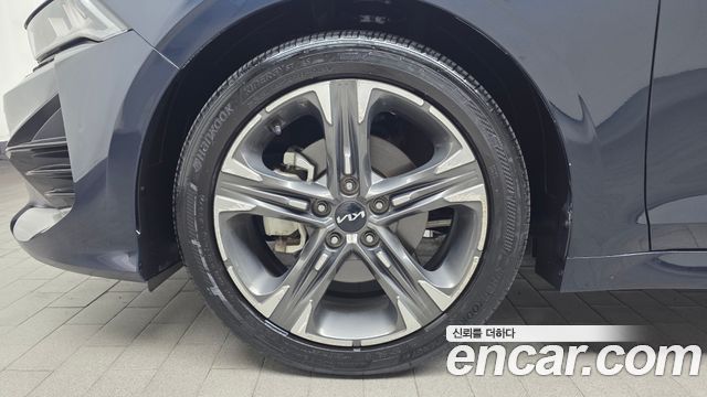 Kia K5 2023 — photo 5