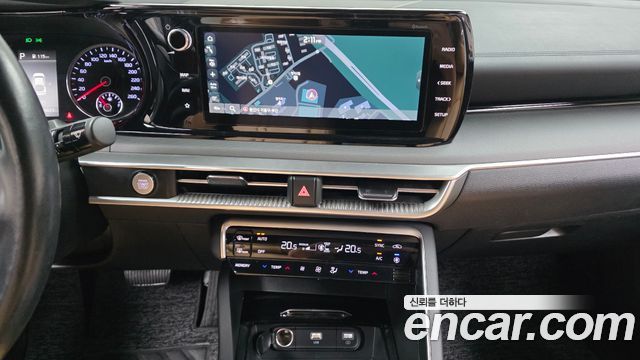 Kia K5 2023 — photo 19